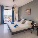 Anteia's Seaview Just Steps From Finikoudes Larnaca