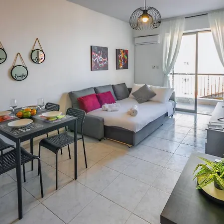 Anteia's Seaview Just Steps From Finikoudes Lejlighed *