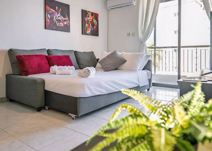 Anteia's Seaview Just Steps From Finikoudes *