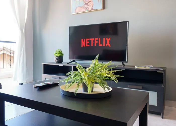 Anteia's Seaview Just Steps From Finikoudes *