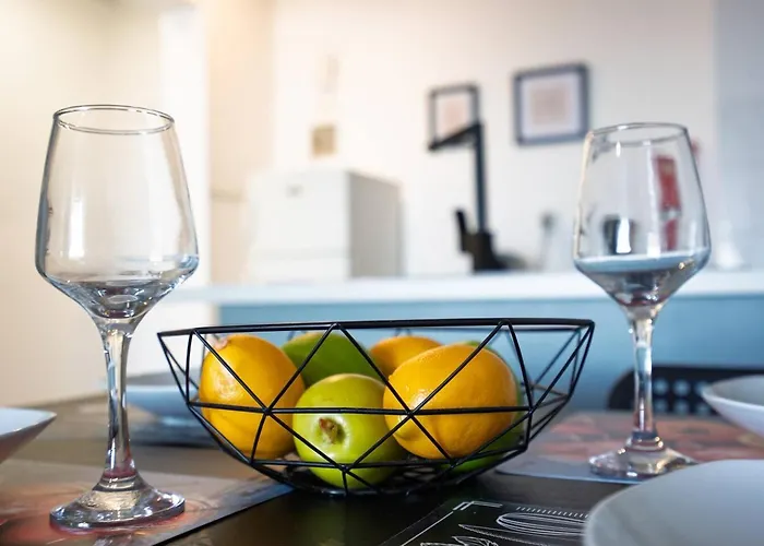 Apartment Anteia's Seaview Just Steps From Finikoudes Larnaca