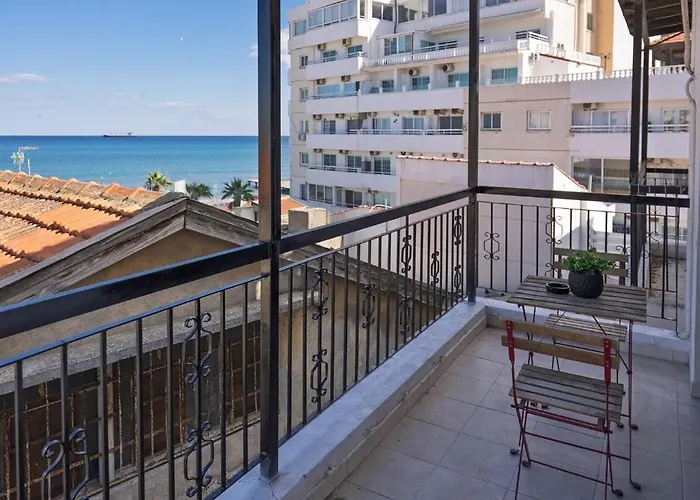 Anteia's Seaview Just Steps From Finikoudes Apartment Larnaca